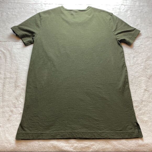 Victoria’s Secret Pink Dark Green Graphic T-Shirt Size XS - Picture 2 of 11